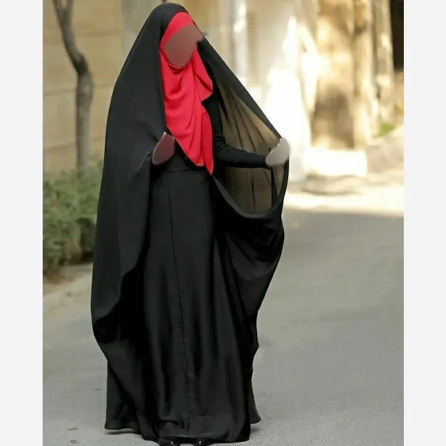 چادر کمری مدل حسنا جنس کرپ حریر الاسود مشکی