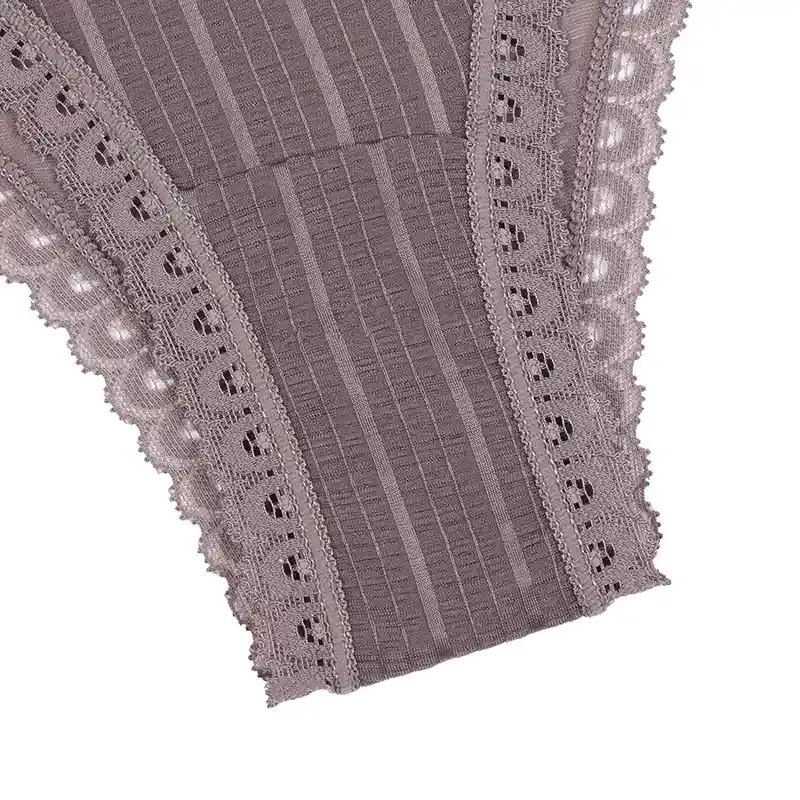 شورت زنانه اسلیپ ژاکارد لامبادا فانتزی سگک قلبی فاق نخی