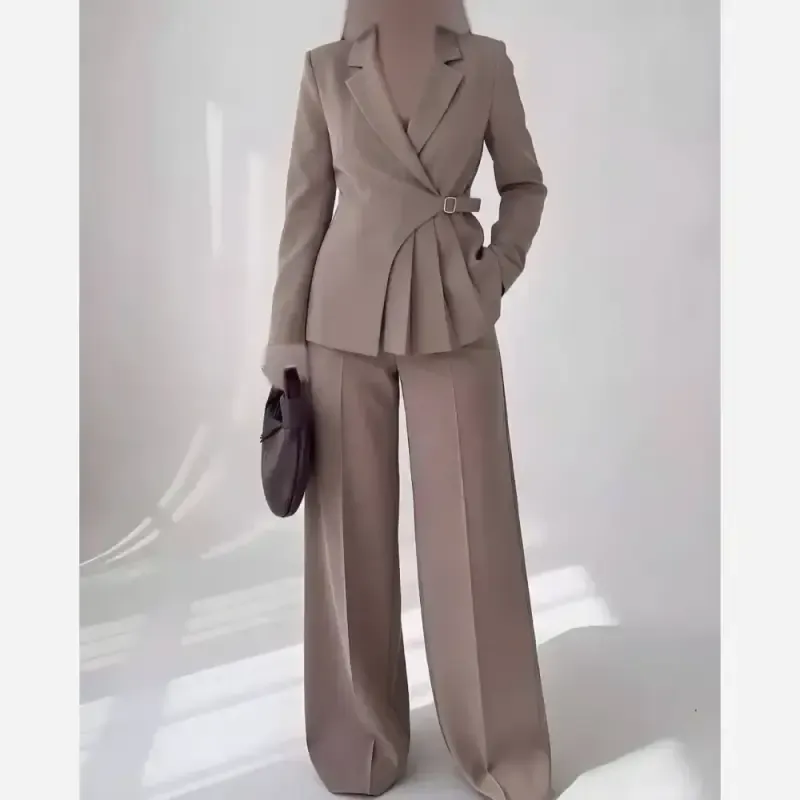 کت شلوار سگک دار پینترستی کرپ مازراتی زنانه