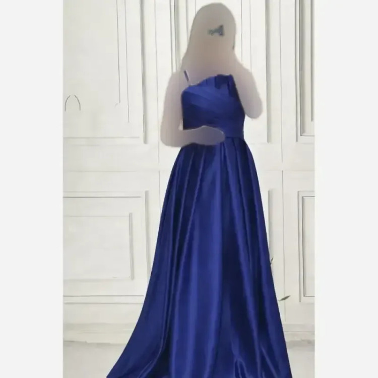 پیراهن زنانه نورا جنس ساتن آمریکایی قد 150 سایز 38 تا 48
