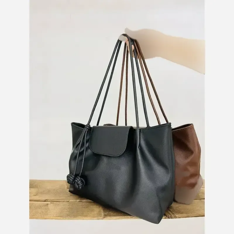 مدل زنانه کاریرا جنس وارداتی رنگ بندی متنوع